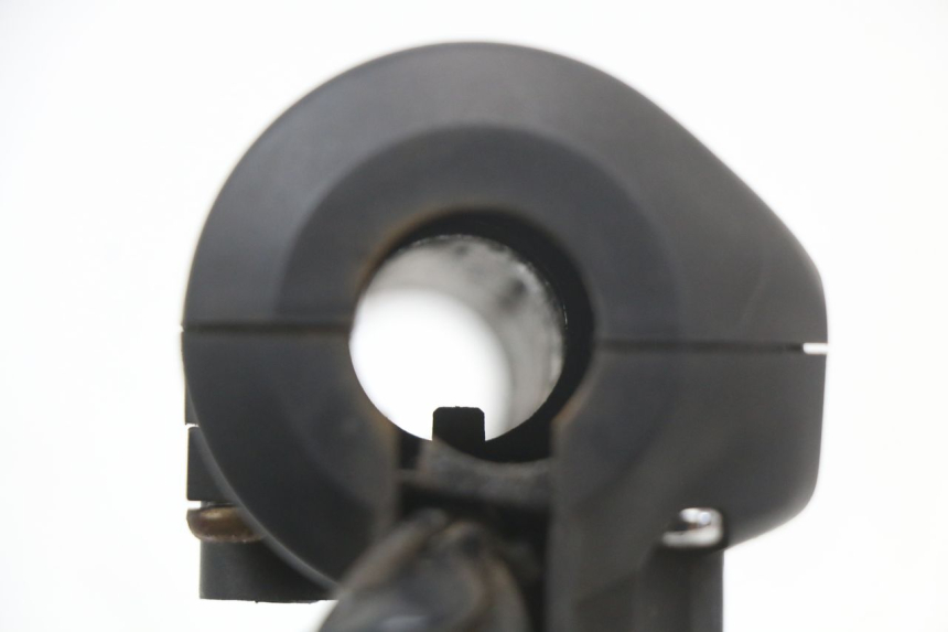 photo de COMANDO DIREITO KYMCO DINK 4T 50 (2007 - 2018) - Pontos de fixação