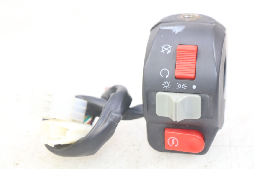 photo de COMANDO DIREITO EFUN E2GO 1 (2017 - 2021) - Vista principal