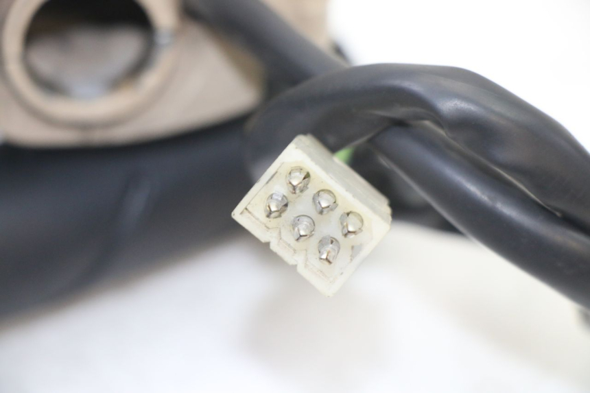 photo de COMANDO DIREITO PEUGEOT ELYSEO 125 (1999 - 2004) - Pontos de fixação