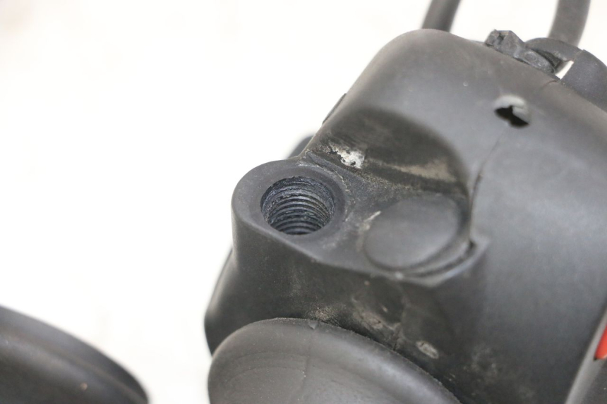 photo de COMANDO DIREITO PEUGEOT ELYSTAR 125 (2002 - 2007) - Detalhe da peça