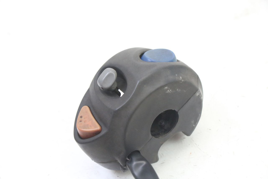 photo de COMANDO DIREITO PEUGEOT ELYSTAR 50 (2002 - 2014) - Zoom do estado de desgaste
