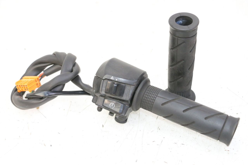 photo de COMANDO DIREITO HONDA FES S-WING SWING ABS 125 (2007 - 2015) - Vista principal