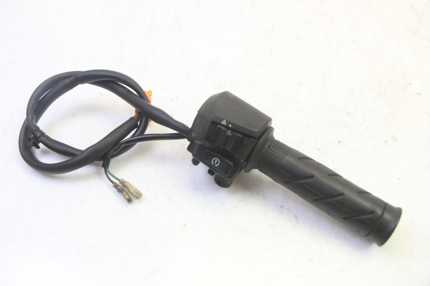photo de COMANDO DIREITO HONDA FES S-WING SWING ABS 125 (2007 - 2015) - Vista principal