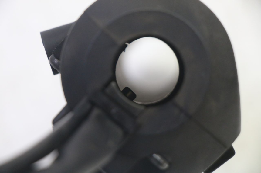 photo de COMANDO DIREITO HONDA FES S-WING SWING ABS 125 (2007 - 2015) - Ampliação técnica