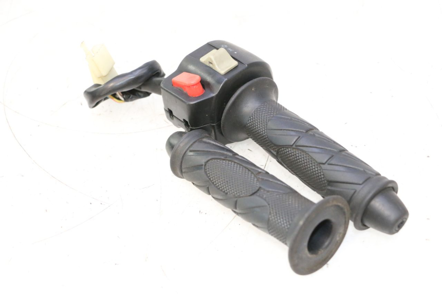 photo de COMUTADOR DIREITO KEEWAY FOCUS 50 (2006 - 2009) - Ampliação técnica