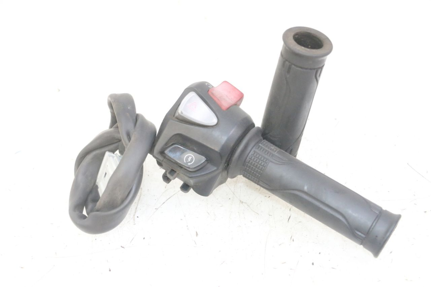 photo de COMANDO DIREITO HONDA FORZA ABS 300 (2013 - 2017) - Vista principal