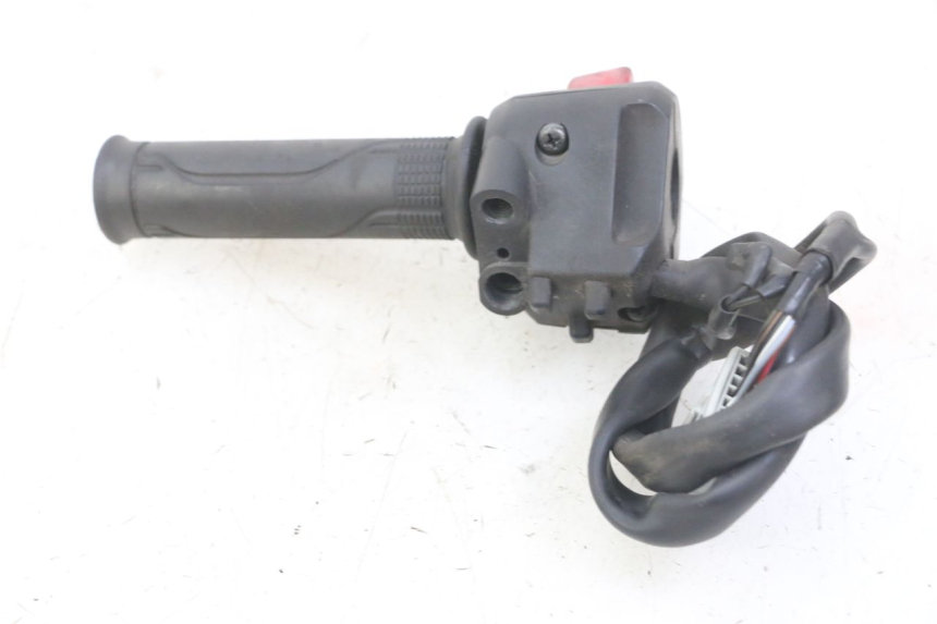 photo de COMANDO DIREITO HONDA FORZA ABS 300 (2013 - 2017) - Pontos de fixação