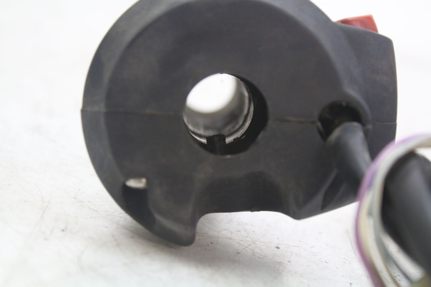 photo de COMANDO DIREITO PEUGEOT GEOPOLIS RS 125 (2007 - 2009) - Detalhe da peça