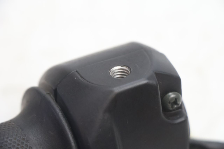 photo de COMUTADOR DIREITO VASTRO GP 2T 50 (2013 - 2017) - Vista geral