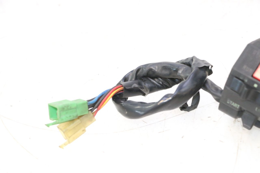 photo de COMUTADOR DIREITO KAWASAKI GPX F ZX750F 750 (1986 - 1990) - Vista do produto