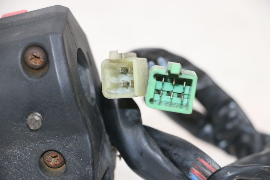 photo de COMANDO DIREITO KAWASAKI GPX R WARBIRD 600 (1988 - 1993) - Pontos de fixação