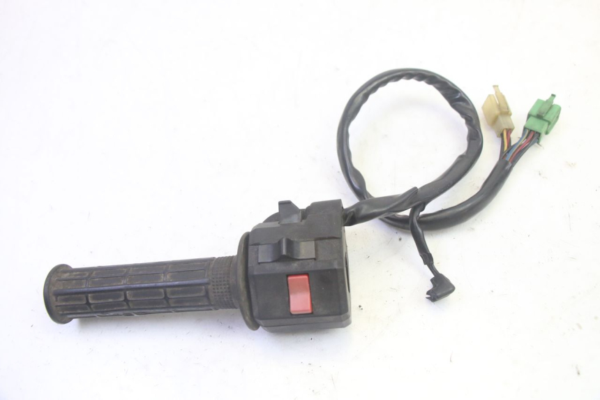 photo de COMANDO DIREITO KAWASAKI GPZ RX 1000 (1986 - 1988) - Outro ângulo de visão