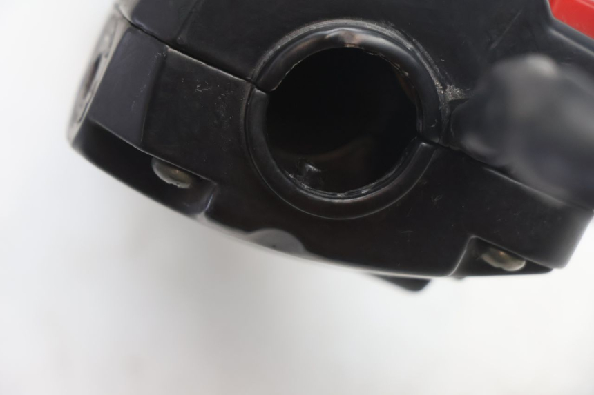 photo de COMANDO DIREITO TNT MOTOR GRIDO 2T 50 (2010 - 2019) - Pontos de fixação