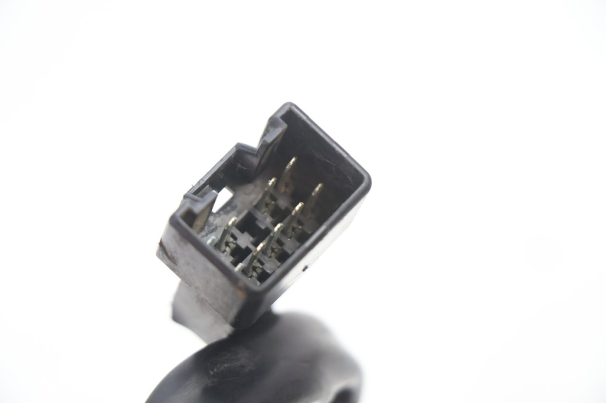 photo de COMUTADOR DIREITO SUZUKI GSF N BANDIT 1200 (2001 - 2005) - Pontos de fixação