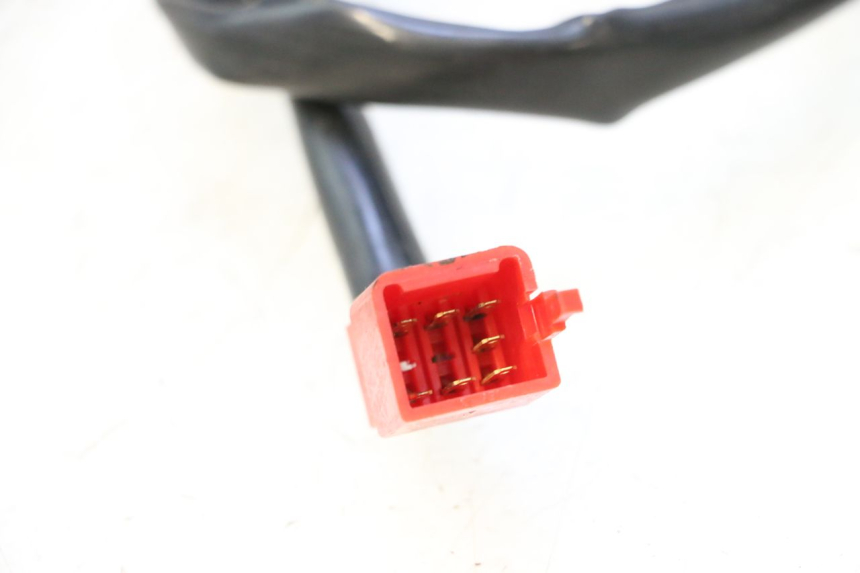 photo de COMANDO DIREITO SYM GTS EVO 125 (2009 - 2013) - Peça verificada