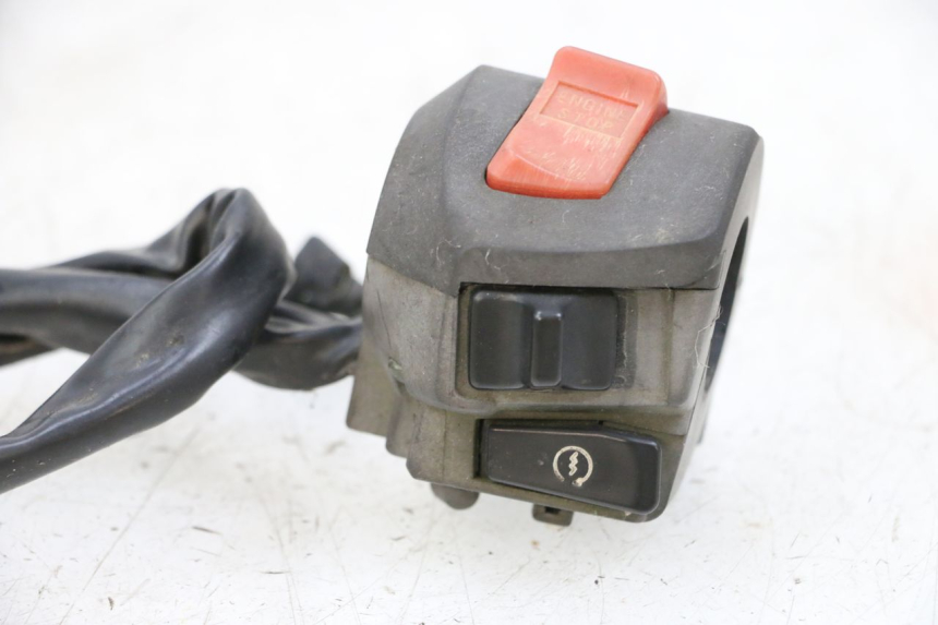 photo de COMANDO DIREITO JM MOTORS GTS 125 (2015 - 2019) - Estado da superfície