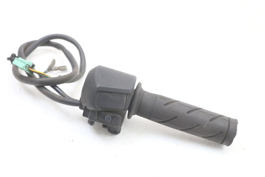 photo de COMANDO DIREITO HONDA FES S-WING SWING 125 (2007 - 2015) - Vista principal