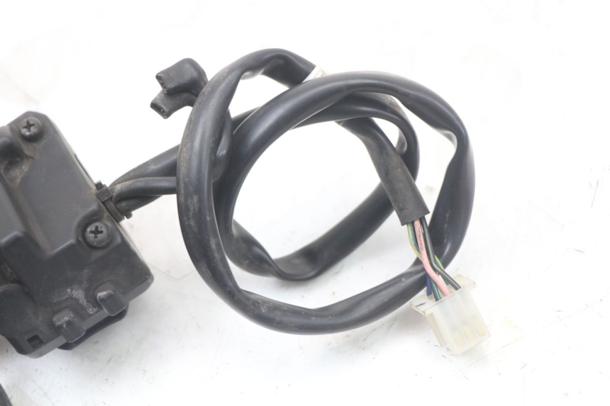 photo de COMANDO DIREITO HONDA PCX (JF28) 125 (2009 - 2011) - Pontos de fixação