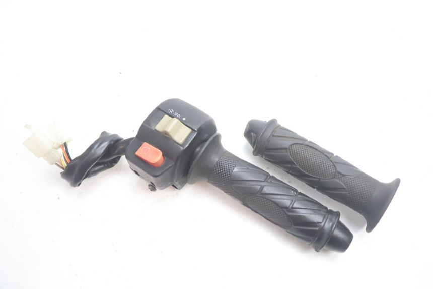 photo de COMANDO DIREITO KEEWAY HURRICANE 50 (2006 - 2019) - Vista principal
