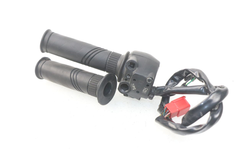photo de COMANDO DIREITO SYM JOYMAX 250 (2013 - 2017) - Outro ângulo de visão