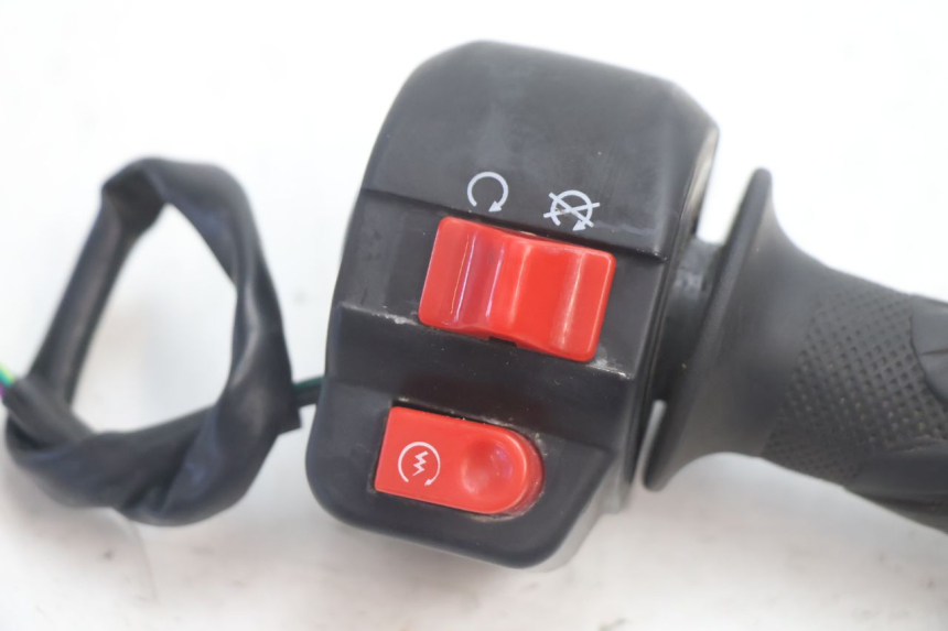 photo de COMANDO DIREITO RIDE JUMP 2T 50 (2012 - 2017) - Detalhe da peça