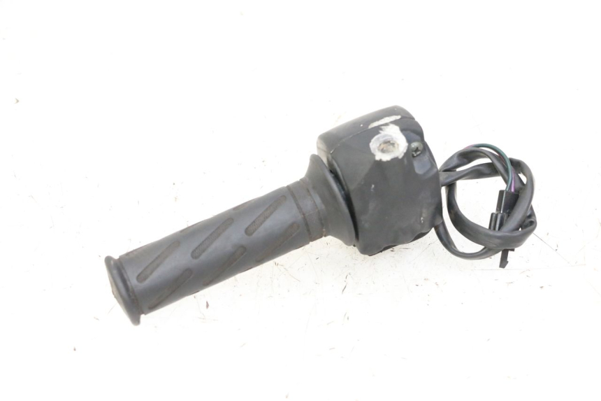 photo de COMANDO DIREITO PEUGEOT KISBEE 2T 50 (2010 - 2017) - Outro ângulo de visão