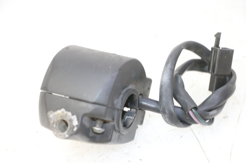 photo de COMANDO DIREITO PEUGEOT KISBEE 2T 50 (2010 - 2017) - Vista geral