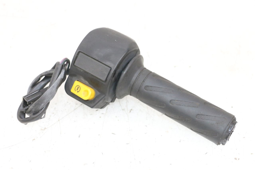 photo de COMANDO DIREITO PEUGEOT KISBEE 2T 50 (2010 - 2017) - Vista principal