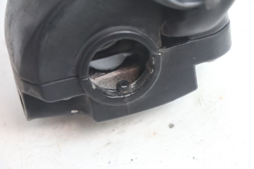 photo de COMANDO DIREITO PEUGEOT KISBEE 2T 50 (2010 - 2017) - Ampliação técnica