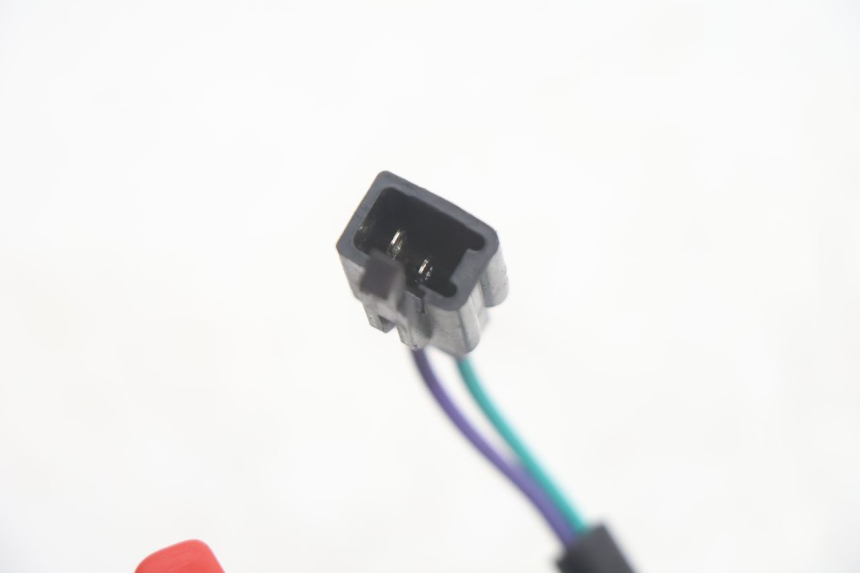 photo de COMANDO DIREITO PEUGEOT KISBEE 2T 50 (2010 - 2017) - Peça verificada