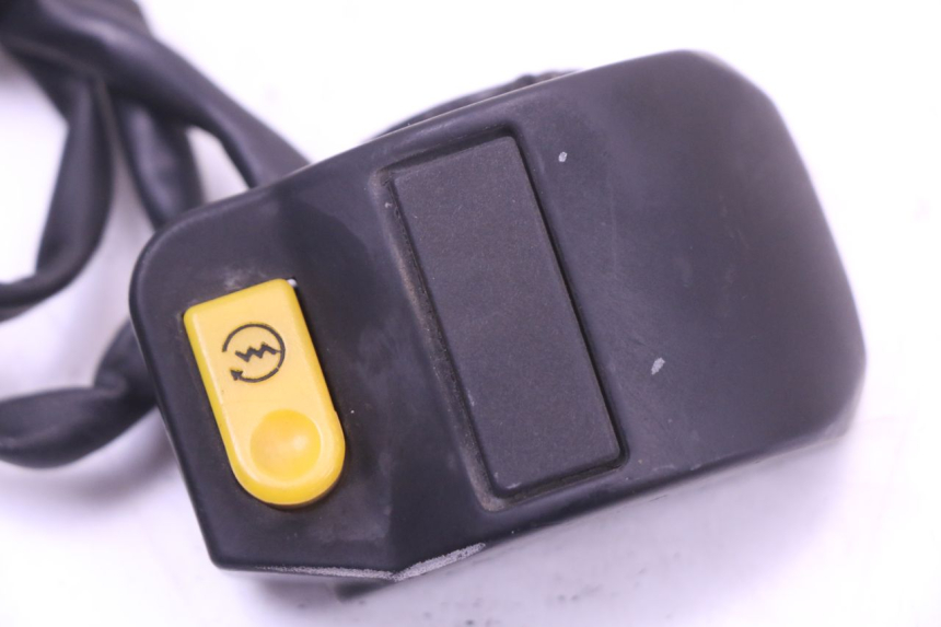 photo de COMANDO DIREITO PEUGEOT KISBEE 4T 50 (2010 - 2017) - Detalhe da peça
