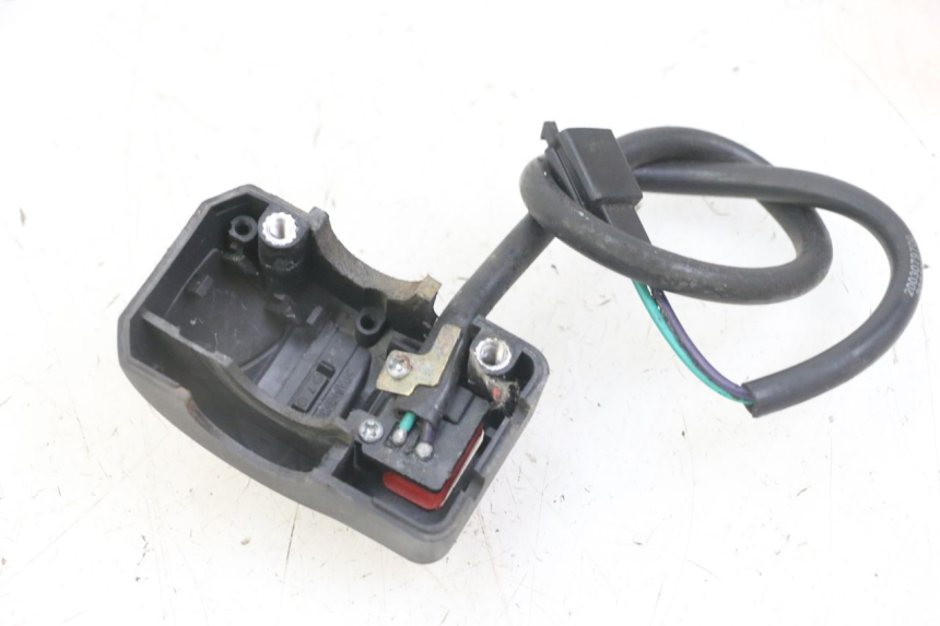 photo de COMANDO DIREITO PEUGEOT KISBEE 4T 50 (2018 - 2022) - Outro ângulo de visão