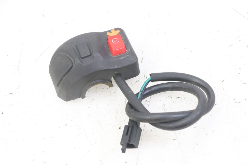 photo de COMANDO DIREITO PEUGEOT KISBEE 4T 50 (2018 - 2022) - Ampliação técnica