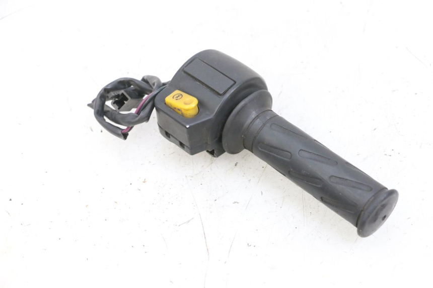 photo de COMANDO DIREITO PEUGEOT KISBEE 4T 50 (2010 - 2017) - Vista principal