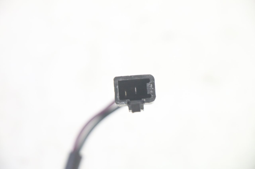 photo de COMANDO DIREITO PEUGEOT KISBEE 4T 50 (2010 - 2017) - Pontos de fixação