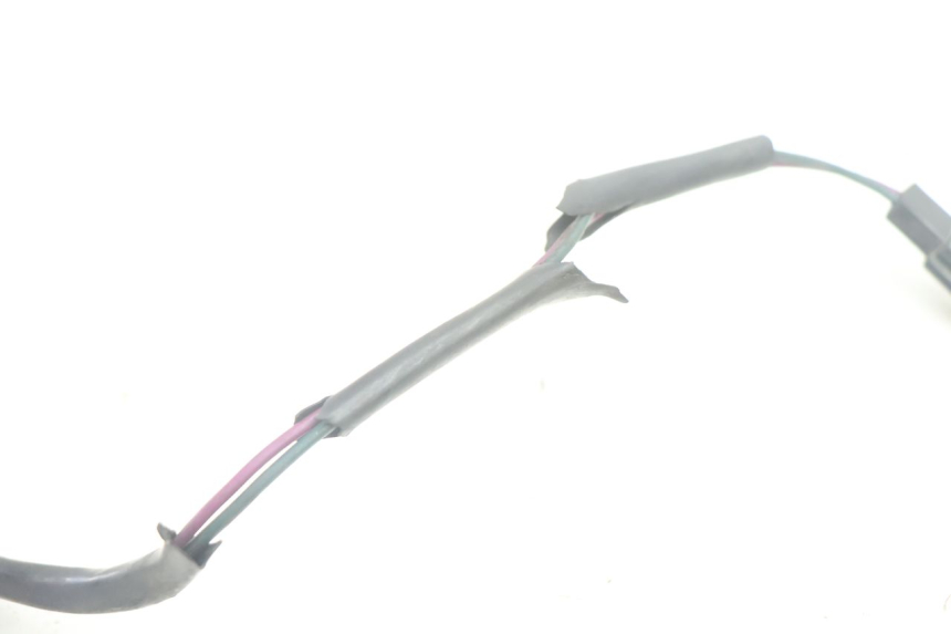 photo de COMANDO DIREITO PEUGEOT KISBEE 4T 50 (2010 - 2017) - Pontos de fixação