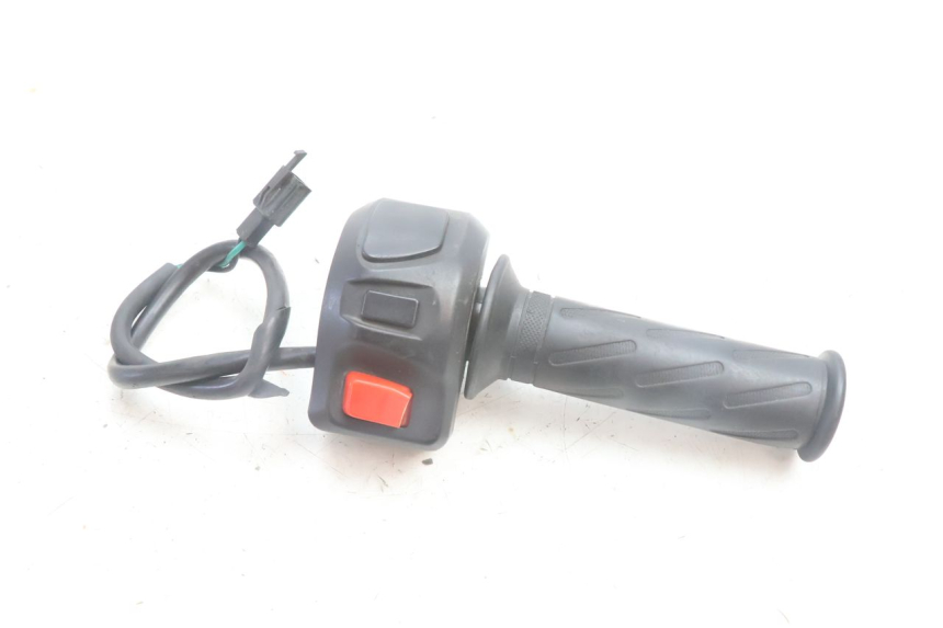 photo de COMANDO DIREITO PEUGEOT KISBEE 4T 50 (2010 - 2017) - Vista principal