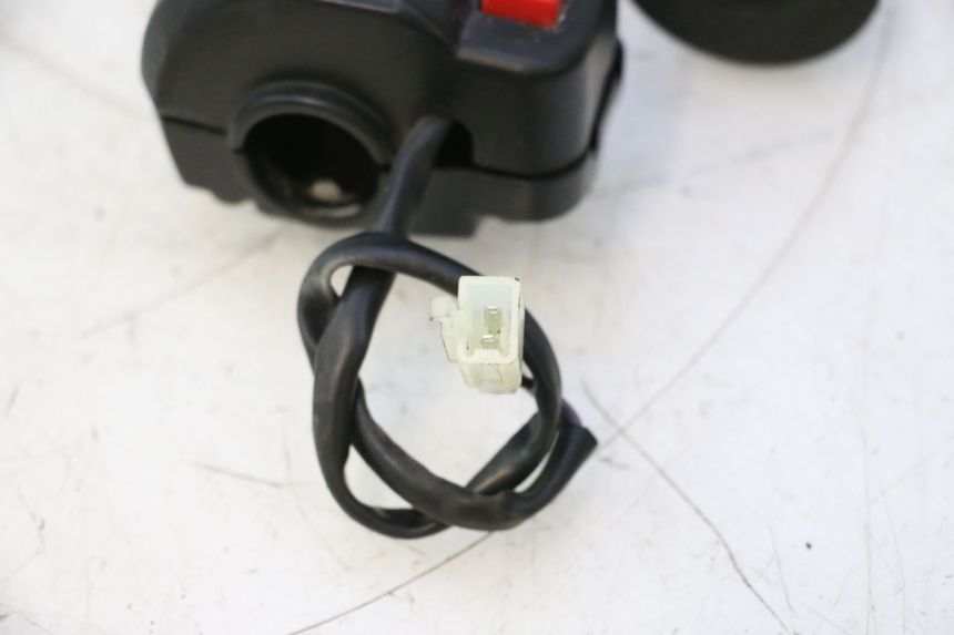 photo de COMUTADOR DIREITO LONGJIA LJ50QT 8M 2T 50 (2010 - 2017) - Zoom do estado de desgaste