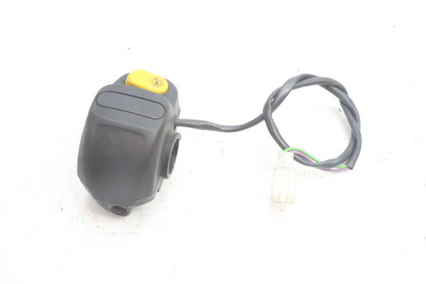 photo de COMANDO DIREITO PEUGEOT LUDIX BLASTER 50 (2006 - 2014) - Zoom do estado de desgaste