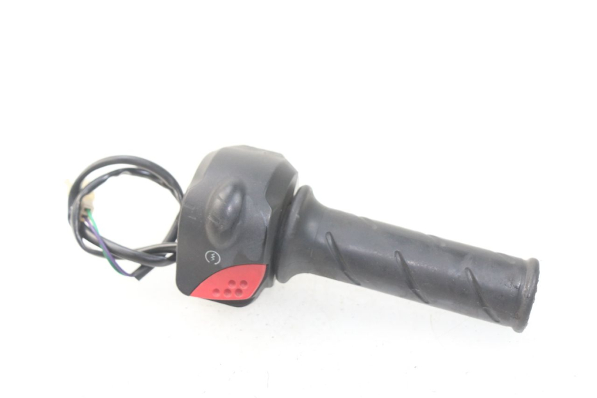 photo de COMANDO DIREITO PEUGEOT LUDIX 50 (2008 - 2017) - Vista principal