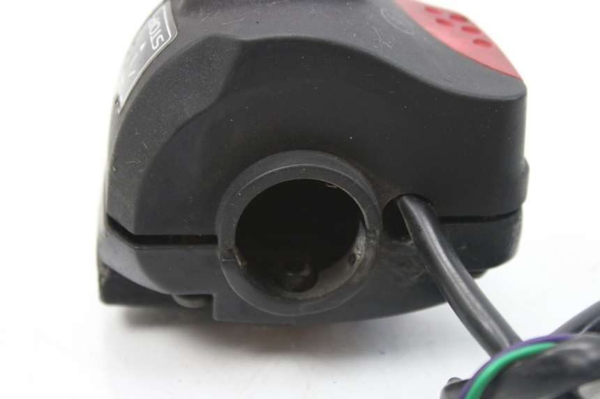 photo de COMANDO DIREITO PEUGEOT LUDIX 50 (2008 - 2017) - Vista geral