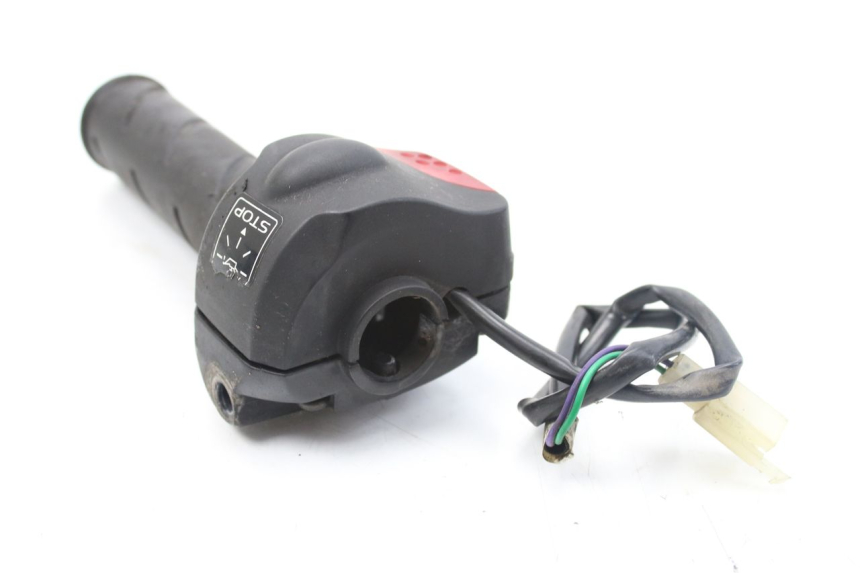 photo de COMANDO DIREITO PEUGEOT LUDIX 50 (2008 - 2017) - Peça verificada