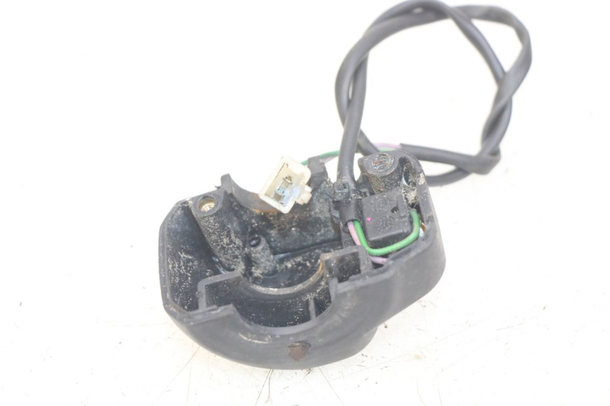 photo de COMANDO DIREITO PEUGEOT LUDIX 50 (2005 - 2007) - Detalhe da peça