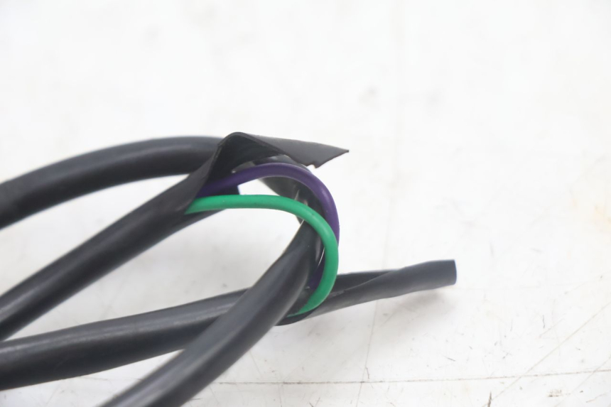 photo de COMANDO DIREITO PEUGEOT LUDIX 50 (2005 - 2007) - Pontos de fixação