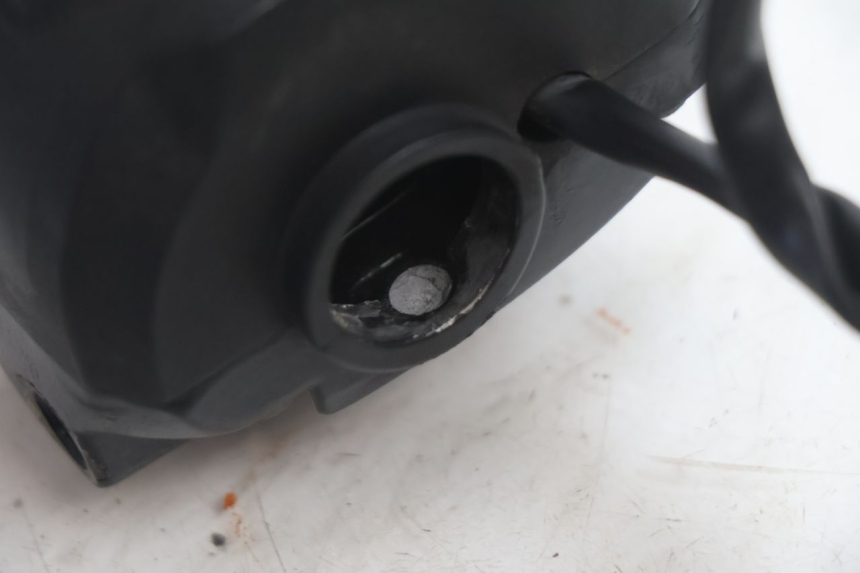 photo de COMANDO DIREITO PEUGEOT LUDIX SNAKE 2T 50 (2004 - 2014) - Marcações e referências