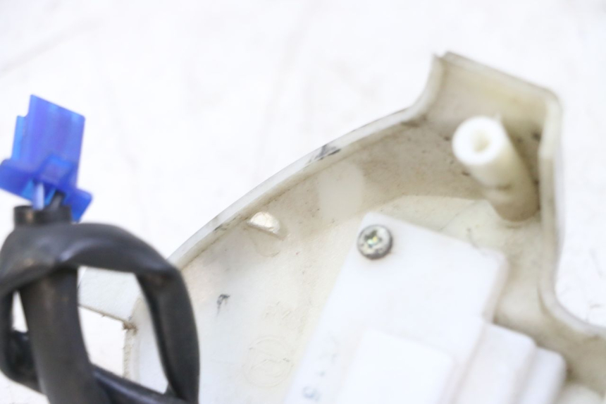 photo de COMANDO DIREITO YAMAHA NEOS NEO'S 4T 50 (2008 - 2016) - Zoom do estado de desgaste