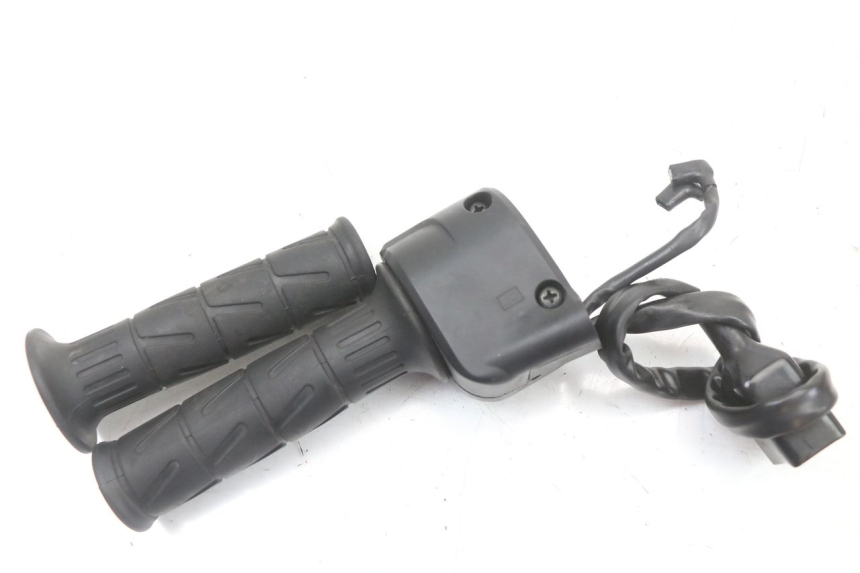 photo de COMANDO DIREITO KAWASAKI NINJA 400 (2018 - 2023) - Pontos de fixação