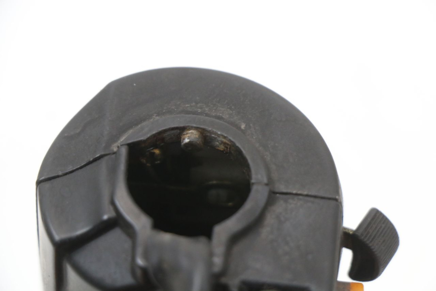 photo de COMANDO DIREITO JM MOTORS OLDIES 4T 50 (2010 - 2020) - Pontos de fixação