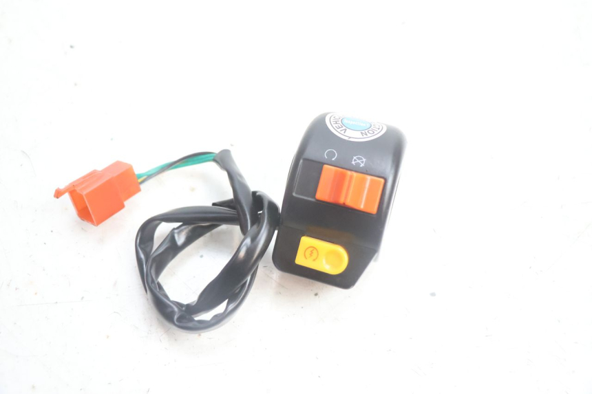 photo de COMUTADOR DIREITO JM MOTORS OLDIES 4T 50 (2020 - 2026) - Vista principal