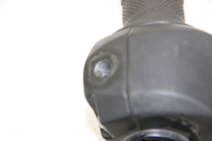 photo de COMANDO DIREITO IMF INDUSTRIE PACH 4T 50 (2009 - 2018) - Pontos de fixação